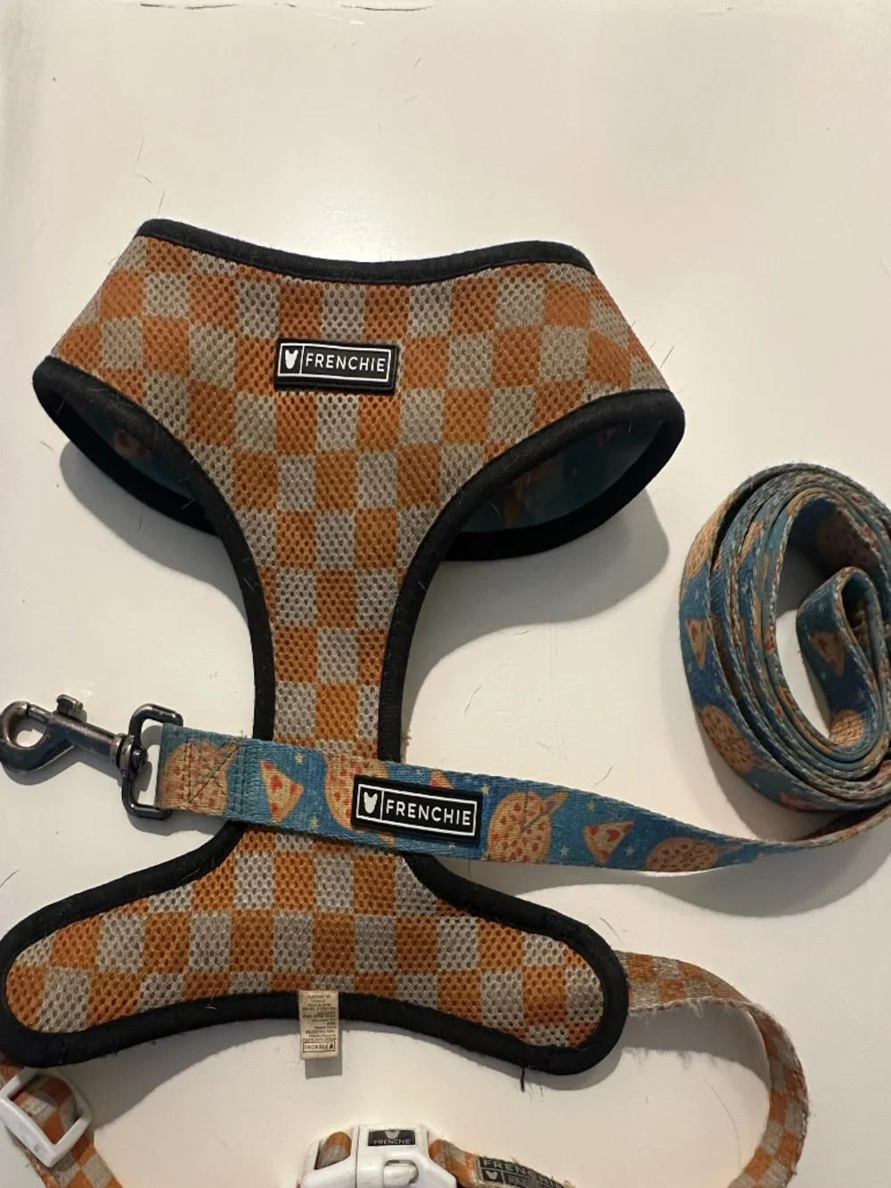 Frenchie Bulldog Reversible Dog Harness & Dual Print Leash - Pizza Print